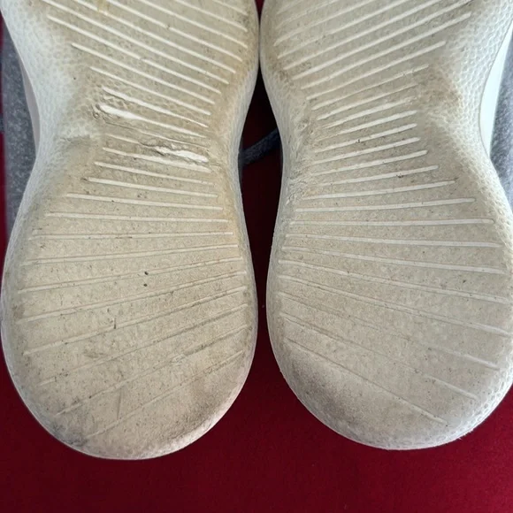 Allbirds Women's Wool Runners in dapple grey w/cream sole SZ 10 - Picture 9 of 10